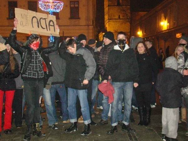 Sądeczanie protestowali przeciwko ACTA [ZDJĘCIA]