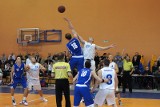 Koszykarze MKS Kalisz wygrywają w pierszym meczu turnieju półfinałowego o II ligę. ZDJĘCIA
