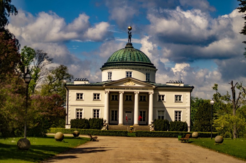 Zapraszamy na spacer po Lubostroniu [zdjęcia]