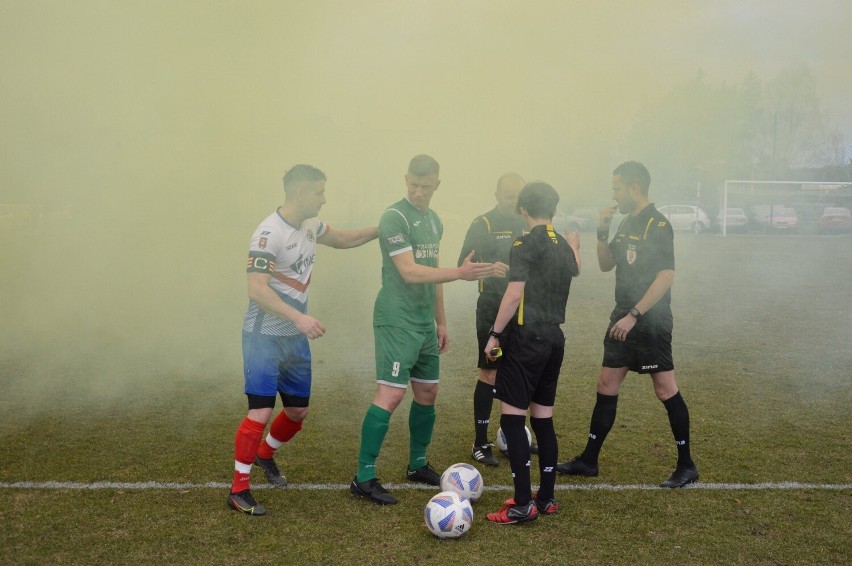 Piłkarze Zorzy Ochla przegrali z Piastem Czerwieńsk 0:2.