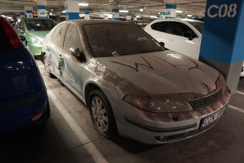 Zarządzający parkingiem galerii handlowej są w trakcie...