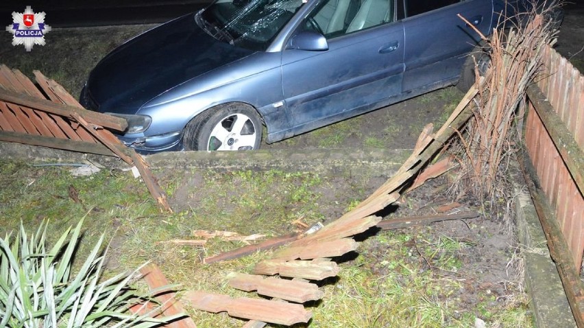 Gmina Adamów: Wskoczył na maskę jadącego samochodu. Tak...