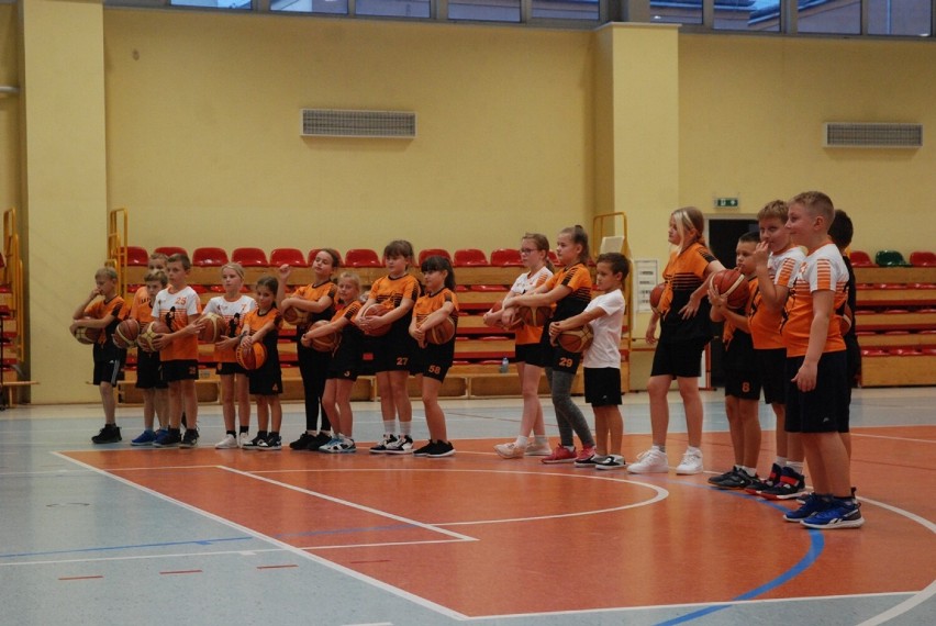 Grom Turowo koło Szczecinka zaprasza dzieci na treningi koszykarskie [zdjęcia]