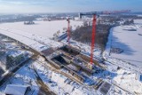 Droga S1 z Oświęcimia do Bielska-Białej w zimowej odsłonie. Minęło 14 miesięcy ważnej inwestycji. Zdjęcia z powietrza.
