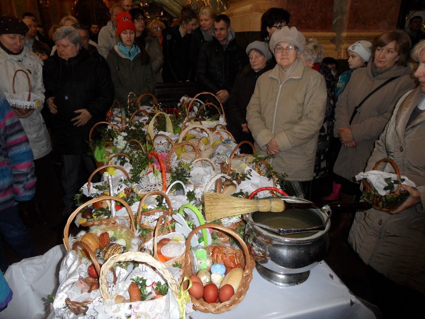 Święcenie pokarmów na Jasnej Górze ZDJĘCIA