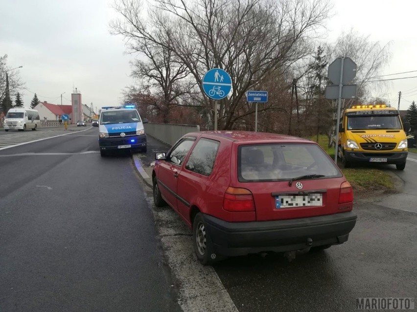 Miała ponad 3 promile i prowadziła samochód. Policjanci zatrzymali ją w Zawadzie po telefonie świadka