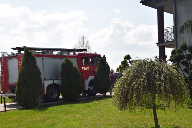 Pożar w domu jednorodzinnym w Dzierlinie. Jest osoba poszkodowana