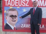 Kto zniszczył banery wybocze Tadeusza Tomaszewskiego? 