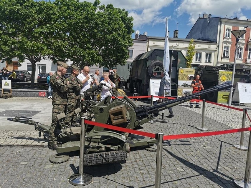 Piknik militarny na rynku w Czeladzi...