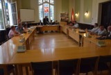 Rada miejska w Wągrowcu znów nie podjęła żadnej decyzji. Nie było większości radnych