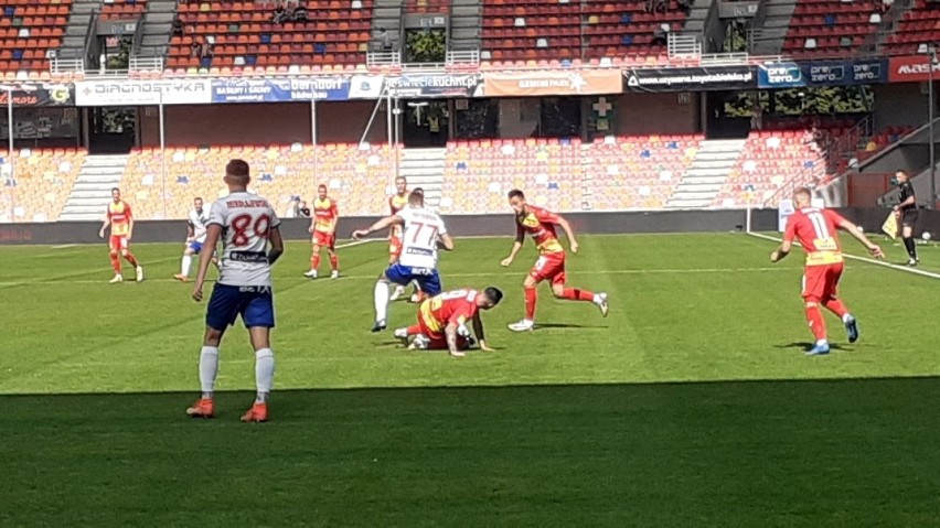 Podbeskidzie przegrało z Koroną Kielce 2:3...