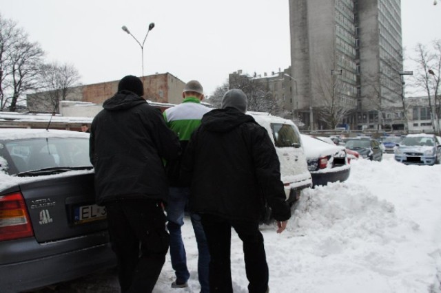 Policjanci 21 marca zatrzymali mężczyznę, który miała zadać ...