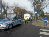 Wypadek przy targowisku w Skierniewicach. Rowerzysta potrącony na pasach