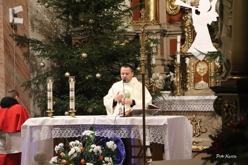 Boże Narodzenie 2022 w Czarnożyłach. Piękna szopka i świąteczny wystrój kościoła