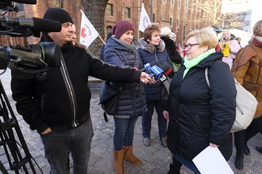 Zobacz też:
Sądowy zakaz streamowania dla Daniela...