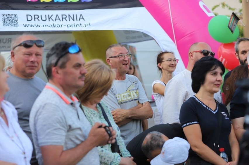 W Kielcach zagrał Największy Zespół ROCK’owy. Ależ było szaleństwo! Zobaczcie zdjęcia z koncertu na Rynku 