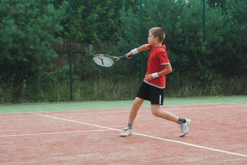 Turniej tenisa w Cichowie