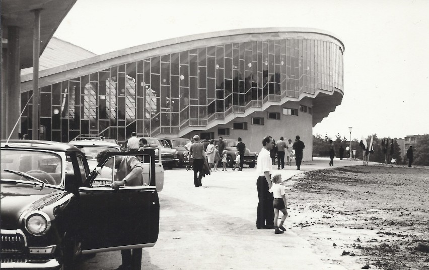 Otwarcie hali w 1971 roku. Tzw. mały spodek przy ul. Leśnej...