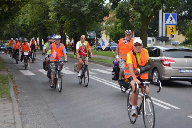 Pleszewianie wyruszyli w XIII Rowerową Pielgrzymkę Diecezji Kaliskiej na Jasną Górę