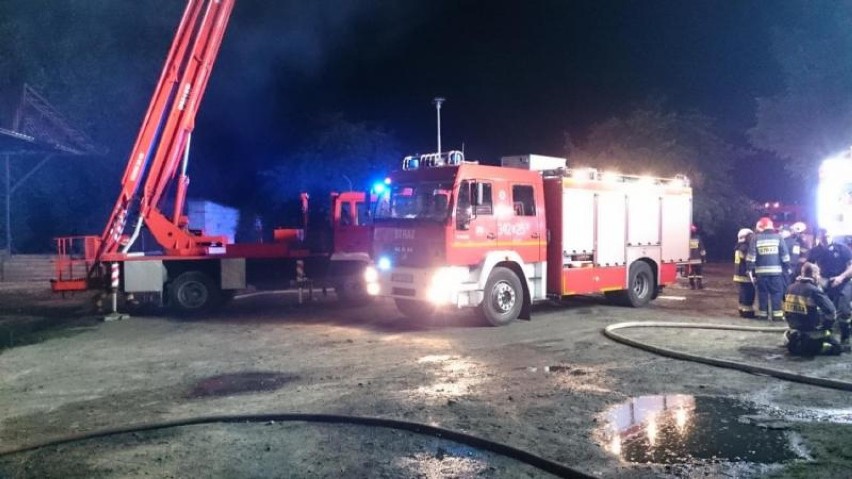 Pożar młyna w gminie Brzeziny. Straty wyniosły ponad 500...