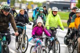 Masa rowerowa przejechała przez Gorzów. Chłodna pogoda nie ostudziła zapału cyklistów