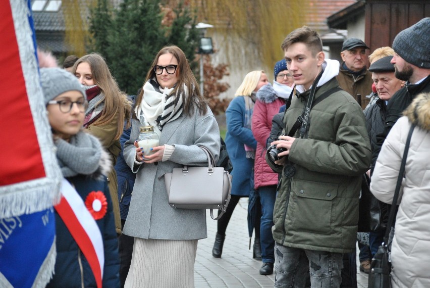 Odsłonięcie miejsca pamięci w Obrze [ZDJĘCIA]