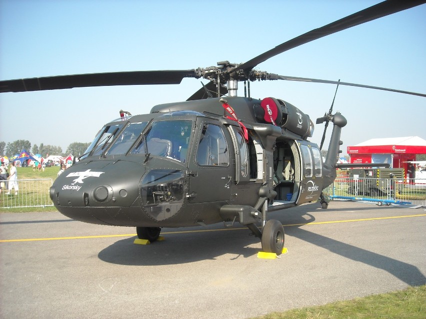 Nowy śmigłowiec S-70i tzw. Black Hawk