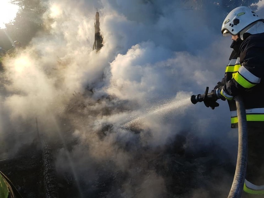 Pożar budynku gospodarczego w Myśligoszczy. Straty szacuje się na około 27 tys. zł