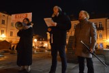 Protest przeciw tzw. segregacji sanitarnej na Rynku Trybunalskim w Piotrkowie, 15.01.2021 - ZDJĘCIA, FILM