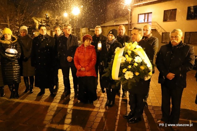 Mieszkańcy Staszowa pamiętali o 17. rocznicy śmierci świętego Jana Pawła II