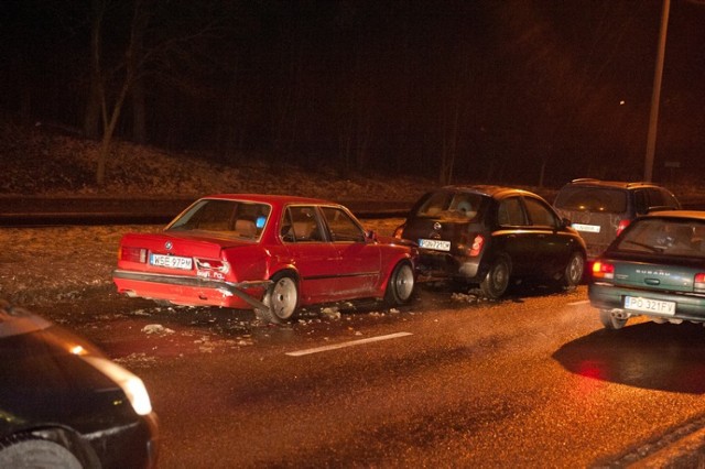 Wypadek przy ulicy Poznańskiej w Gnieźnie.