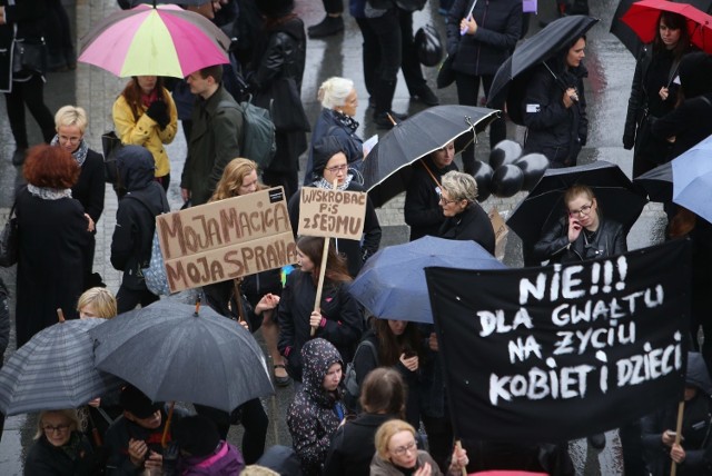 Czarny protest w Katowicach