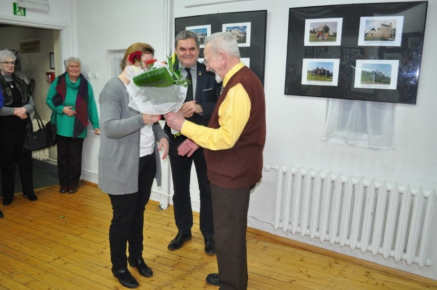 Andrzej Mieczkowski fotografią zajmuje się amatorsko od...