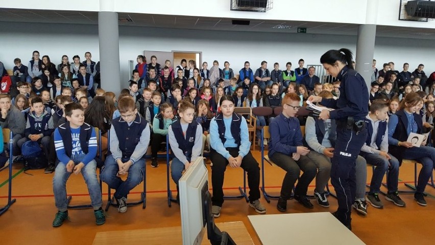 Dzień Bezpiecznego Internetu w Szkole Podstawowej w Nowych Zdunach [Zdjęcia]