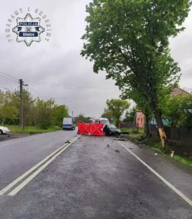 Wypadek na ul. Gliwickiej w Pyskowicach - kierowca zginął na miejscu