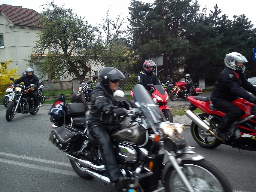 Motocykliści w Skrzyszowie k. Wodzisławia Śląskiego rozpoczęli sezon