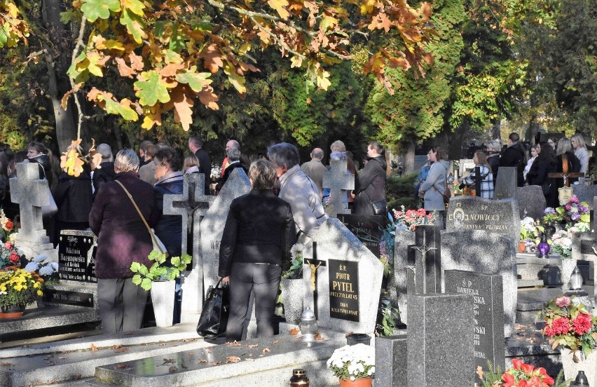 Na cmentarzu przy ul. Marulewskiej w Inowrocławiu odbył się...