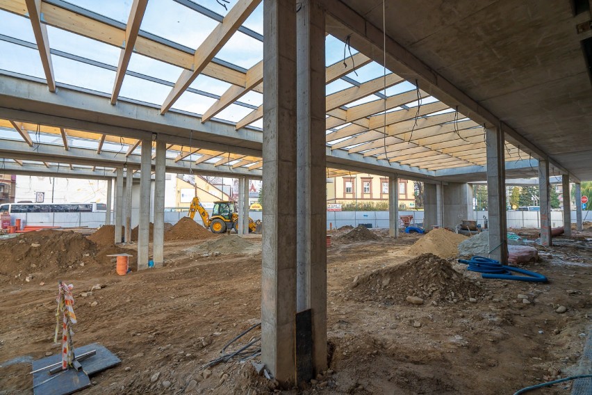 Nowy Sącz: budowa dworca MPK wyprzedza zakładany harmonogram 