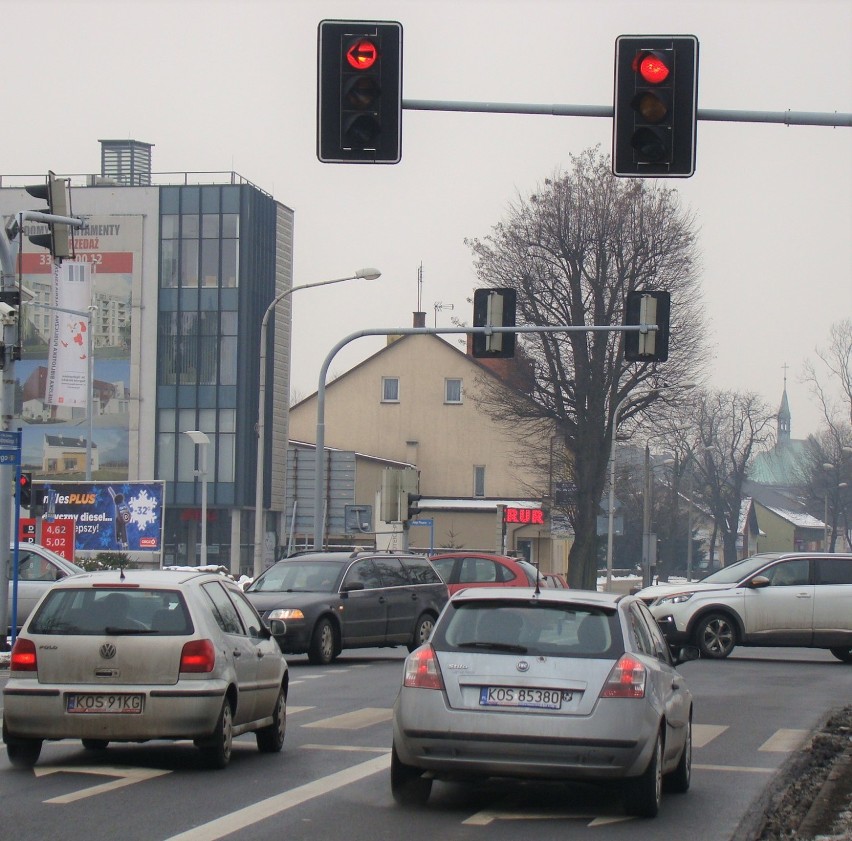 Uwaga kierowcy! W Oświęcimiu na skrzyżowaniu ulic Dąbrowskiego, Nojego i Wysokie Brzegi wyłączona zostanie sygnalizacja świetlna [ZDJĘCIA]