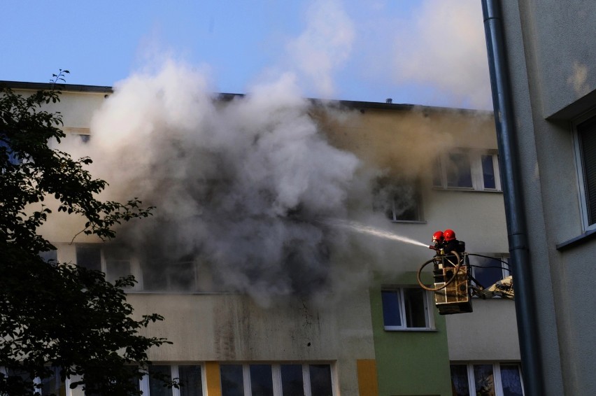 Pożar w bloku przy ul. Rojnej w Łodzi