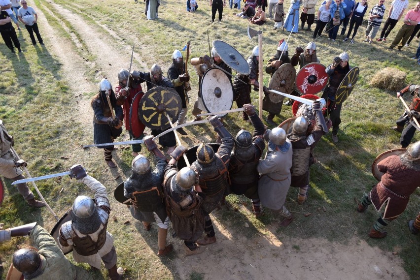 Oblężenie Grodu Rummela. Zbój Rummel uległ najeźdźcom z północy (FOTO)