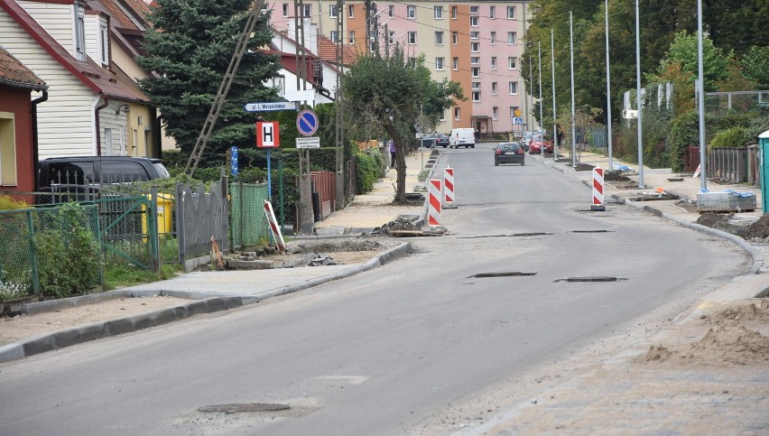 Malbork. Przebudowa ulicy Chrobrego na ukończeniu [ZDJĘCIA]. Zobacz postęp prac wartych ponad 3,6 mln zł