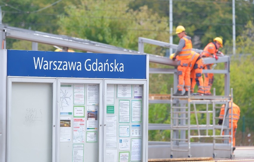 Rozpoczęła się przebudowa Warszawy Gdańskiej. Prace spowodowały zmiany w poruszaniu się w obrębie dworca
