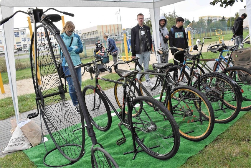 Happening rowerowy na os. Rąbin w Inowrocławiu towarzyszył...