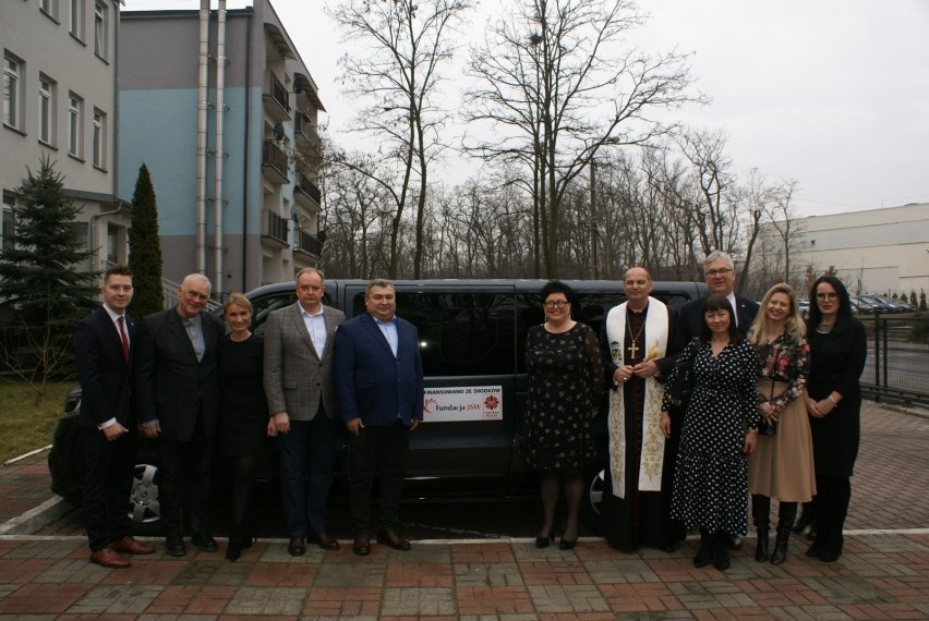 Dąbrowa Górnicza: w Domu dla Bezdomnych Caritas powstało 15 miejsc z usługami opiekuńczymi ZDJĘCIA 