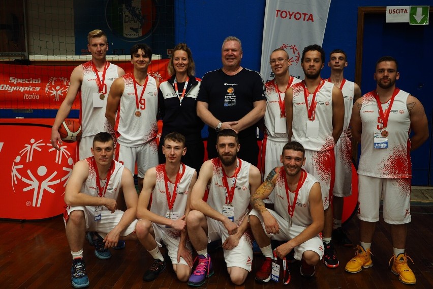 Brązowy medal Europejskiego Turnieju Koszykówki Olimpiad Specjalnych Młodzieżowych Drużyn Zunifikowanych dla koszykarzy z Jastrowia