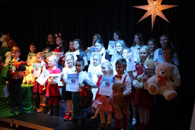 Kwileckie Kolędziołki w Bibliotece Publicznej i Centrum Kultury i Edukacji w Kwilczu (6.12.2019).