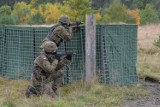 Mieszkańcy Os. Hubalczyków czują się jak na poligonie. Co na to wojsko?