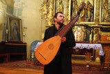 Koncert stowarzyszenia &quot;Z muzyką do ludzi&quot; w kościele p.w. św. Mikołaja w Krzywiniu