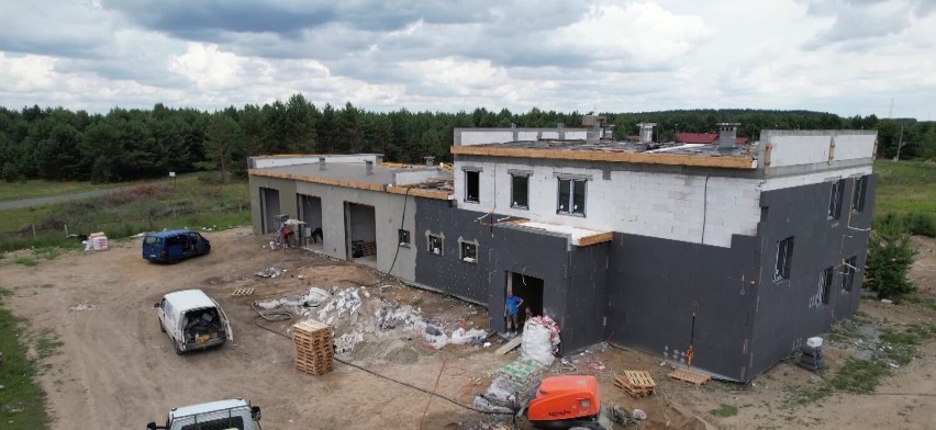 Budowa garażu dla PGKiM w Płośnicy o wartości ponad 4 milionów